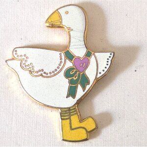 Vintage Goose Pin 1980s Enamel Gold Tone Vanessa-Ann Collection